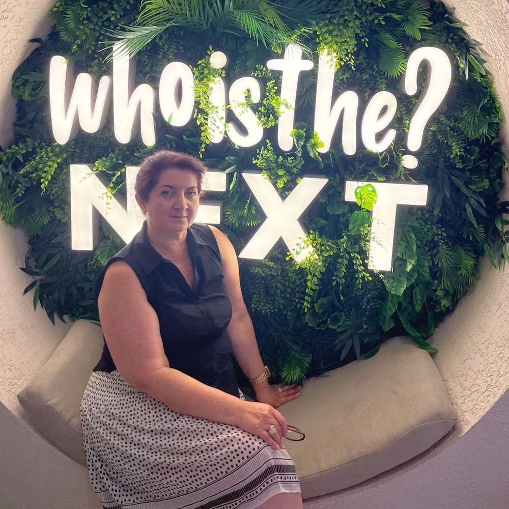 Meet your Posher, Emma